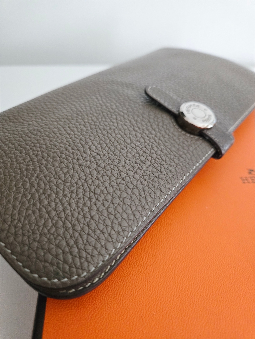 Authentic‎ Hermès Dogon Wallet Etoupe Togo Leather Palladium Full Set Box